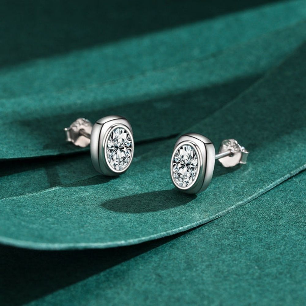 Simple Sterling Silver 18K Gold Plated Bezel Stud Earrings - Picture 3 of 4